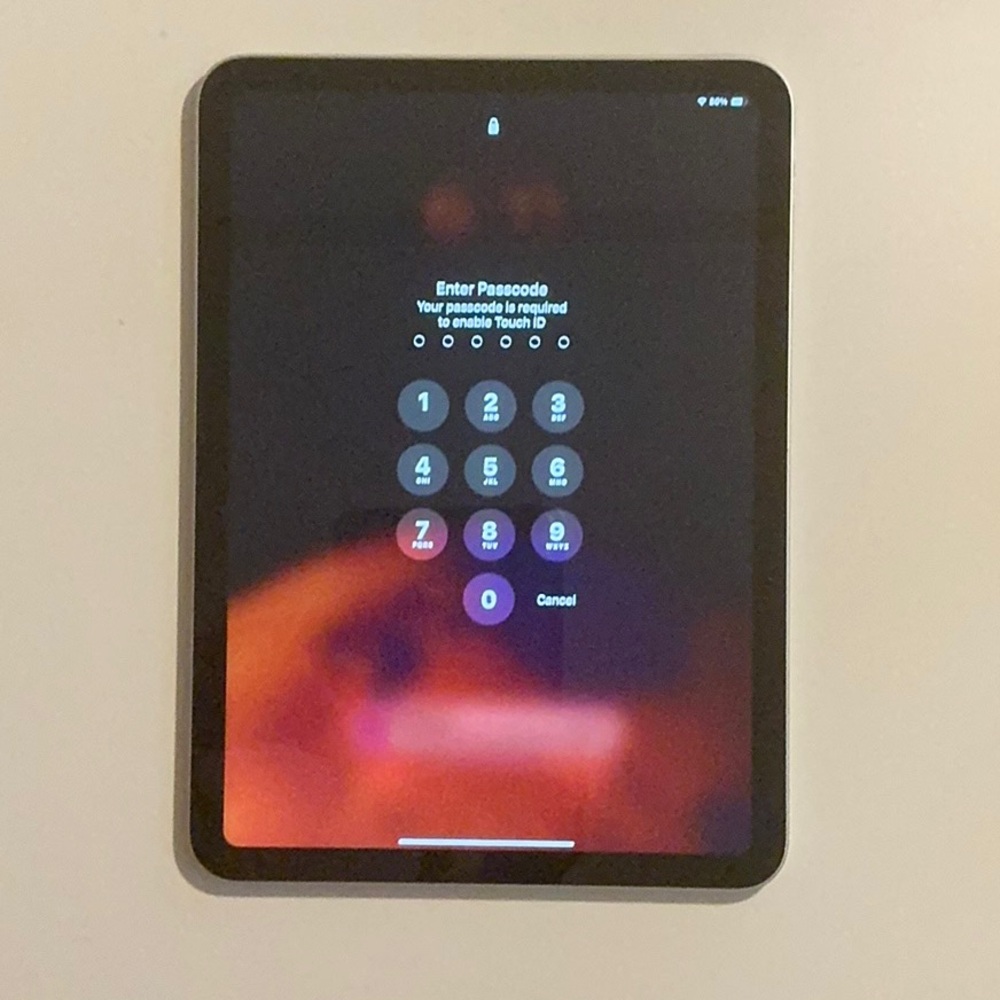 Apple iPad 10th Generation in Black